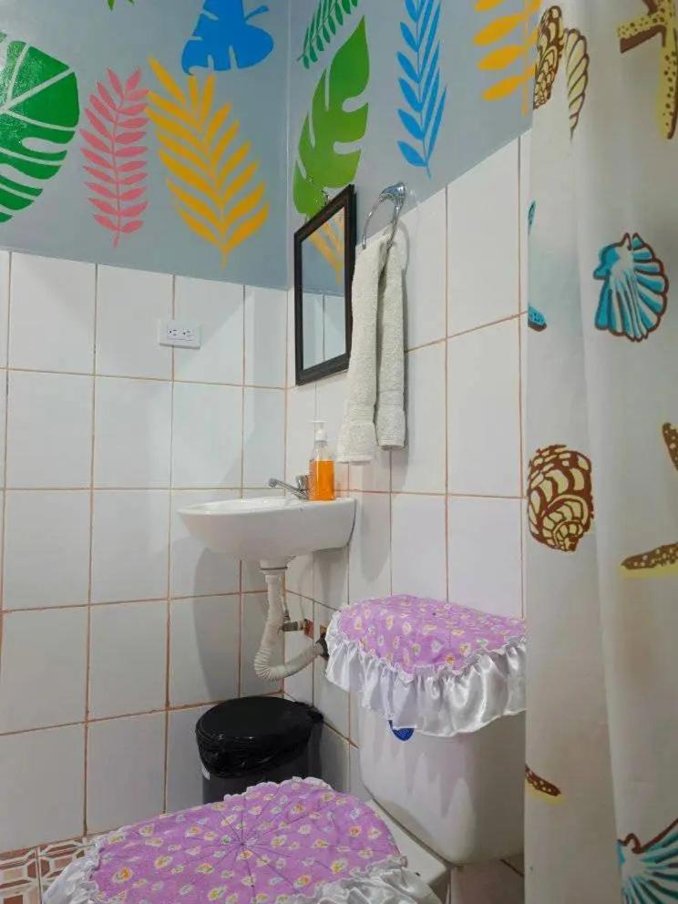 Cocos Hostel Moyogalpa Exteriör bild
