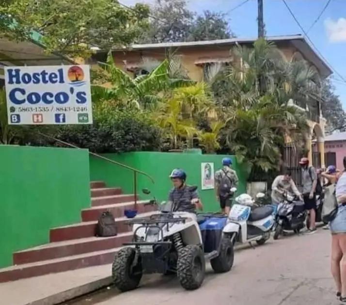 Cocos Hostel Moyogalpa Exteriör bild